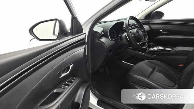 Hyundai Tucson (NX4) id 4476181 из Кореи 30
