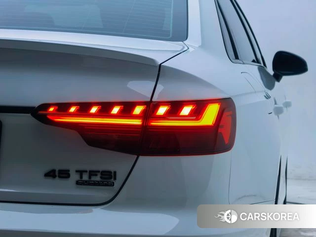 Audi A4L id 4227305 из Китая 25