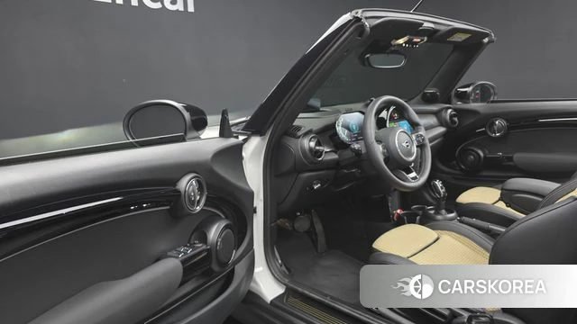 Mini Cooper S Convertible id 4720352 из Кореи 30