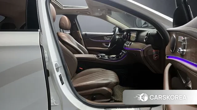 Mercedes-Benz E-Class W213 id 3060963 из Кореи 20