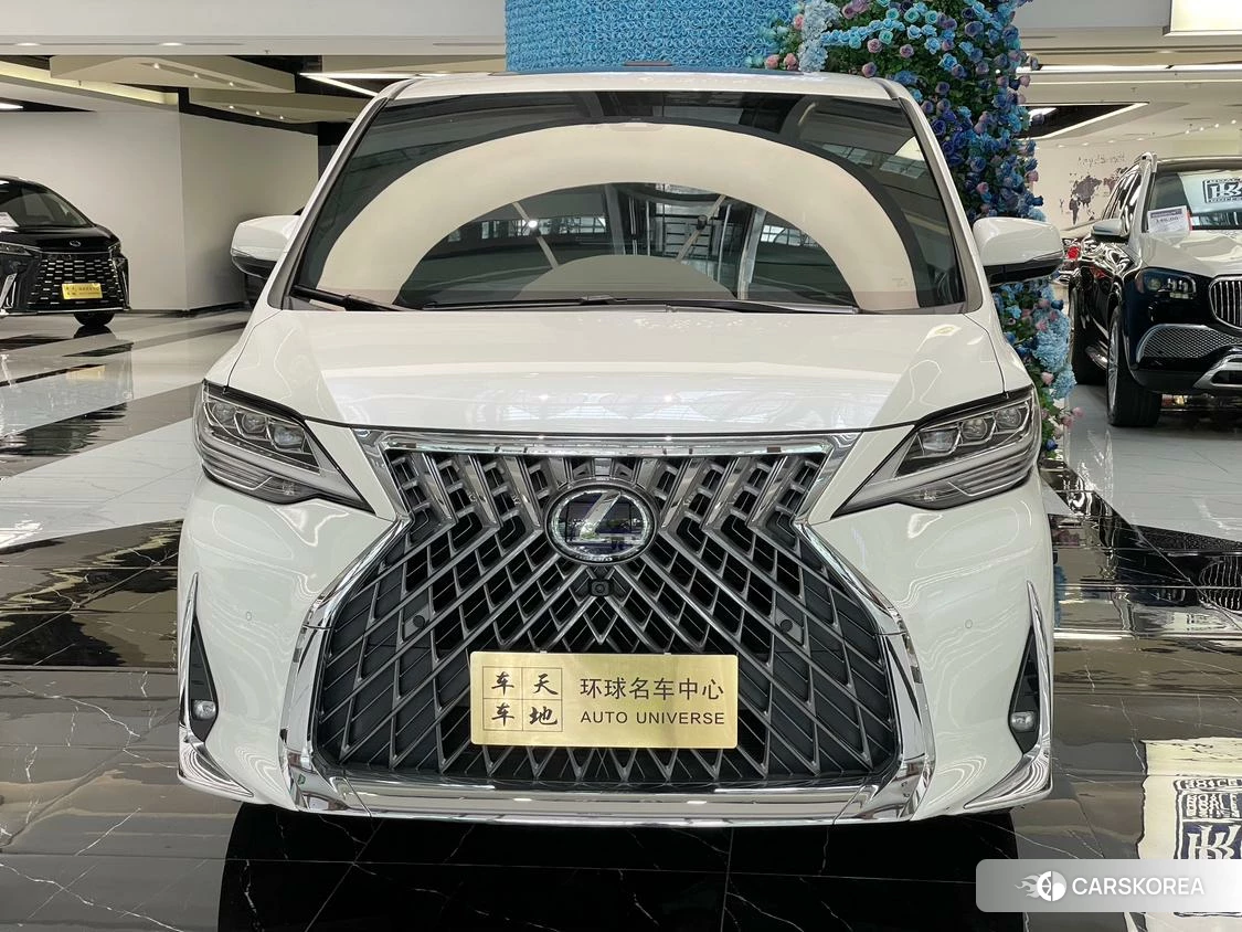 Lexus LM id 4515205 из Китая 37