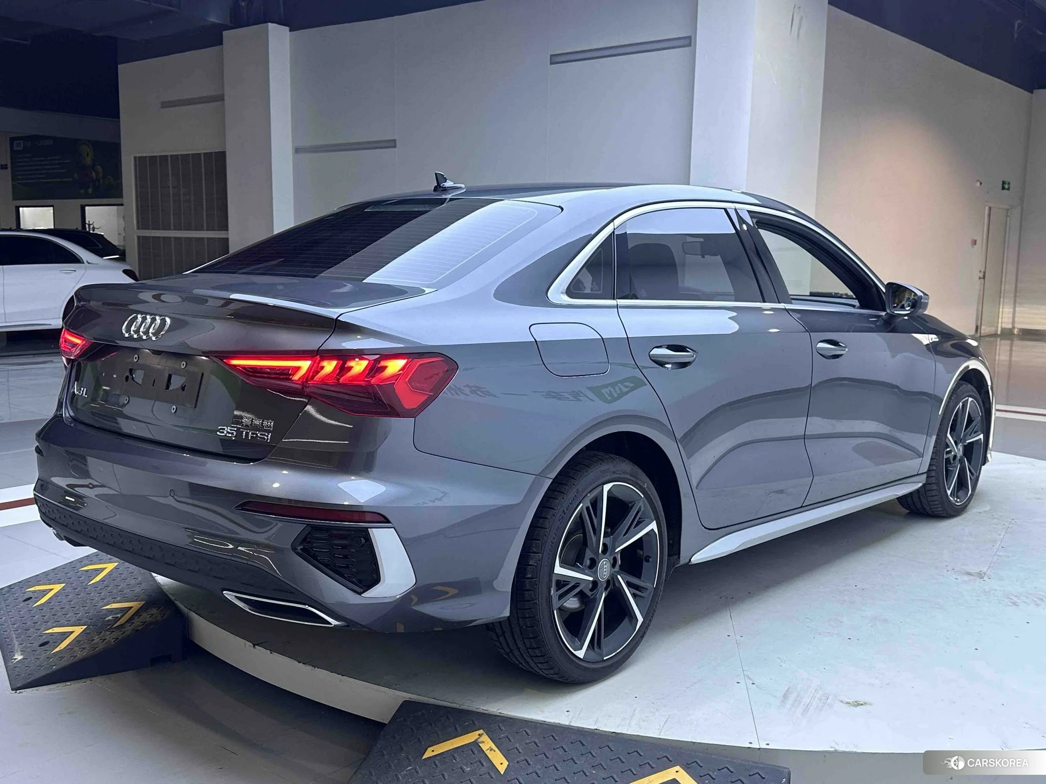Audi A3 id 4498583 из Китая 22