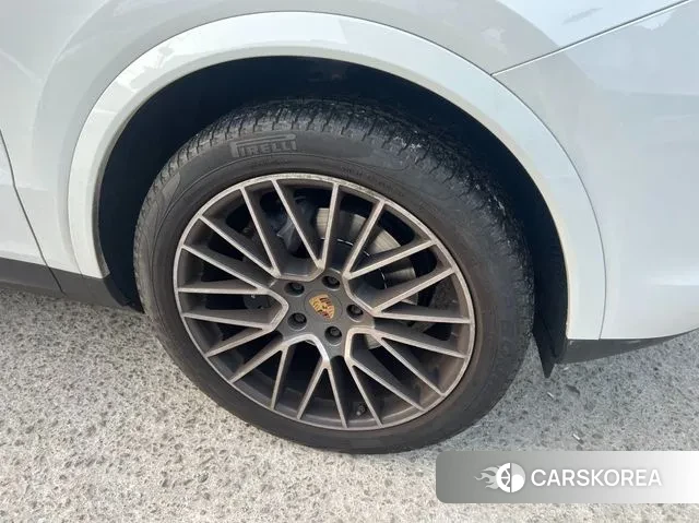 Porsche Cayenne (PO536) id 3718058 из Кореи 16