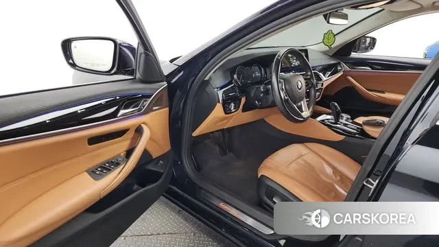 BMW 5 Series (G30) id 2941501 из Кореи 20