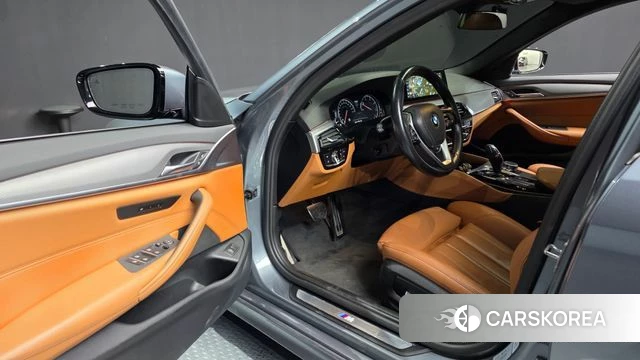 BMW 5 Series (G30) id 3912047 из Кореи 20