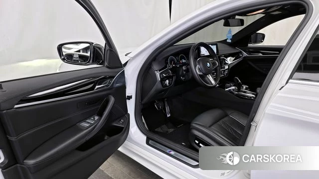 BMW 5 Series (G30) id 3844848 из Кореи 20