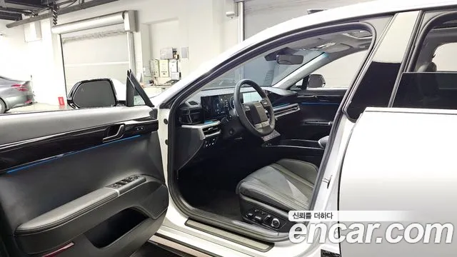 Hyundai Grandeur Hybrid (GN7) id 2426007 из Кореи 20