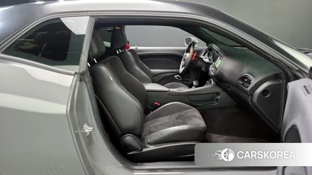 Dodge Challenger id 3698558 из Кореи 20