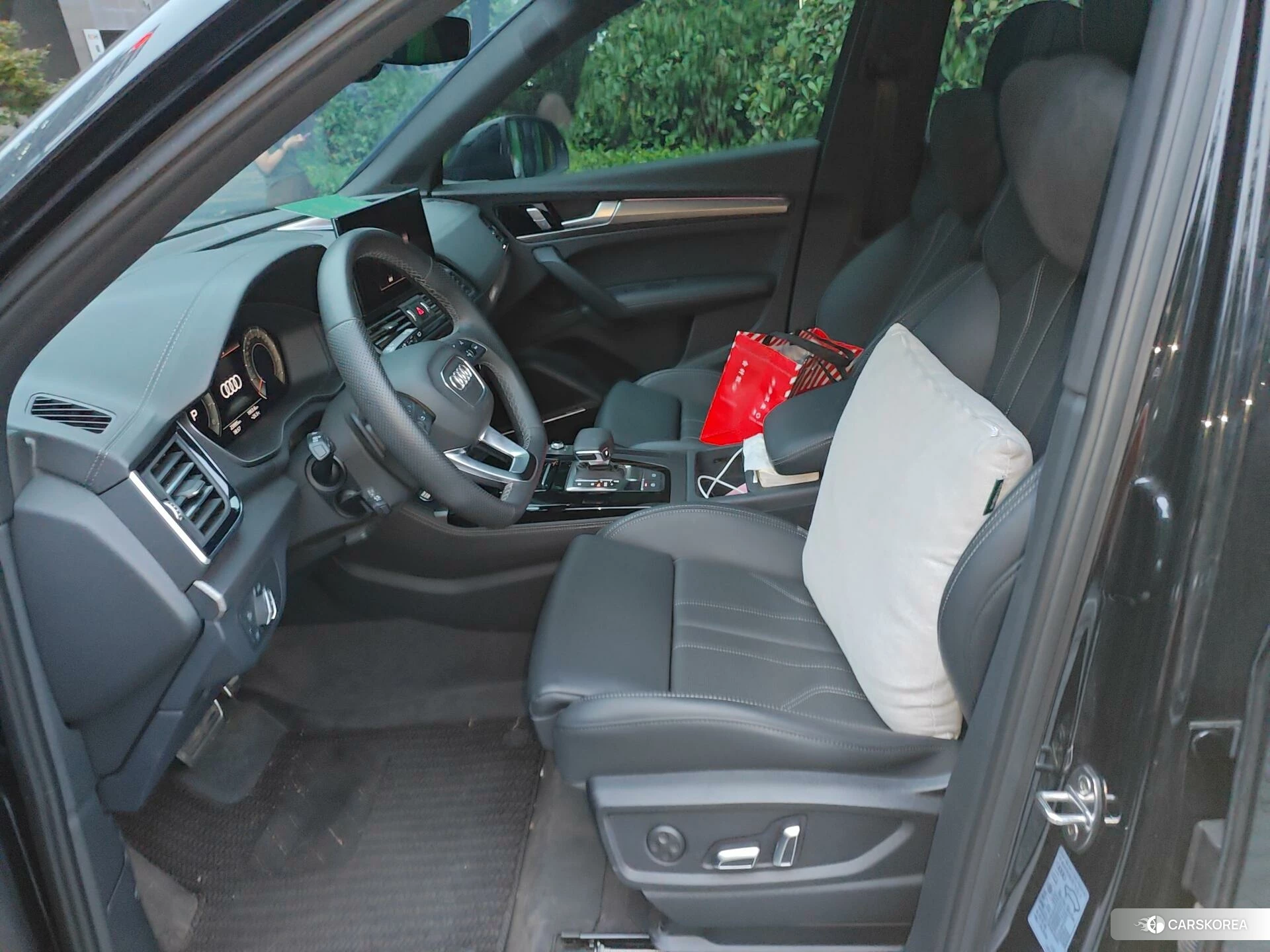 Audi Q5L id 4510811 из Китая 21
