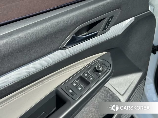 Volkswagen Golf id 4273092 из Китая 19
