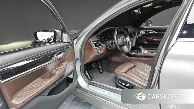 BMW 7 Series (G11) id 4562587 из Кореи 32