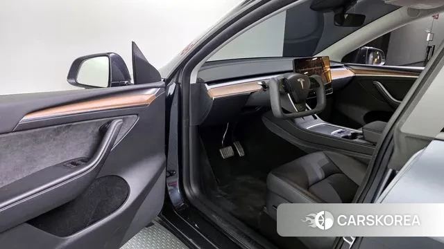 Tesla Model Y id 3382823 из Кореи 20