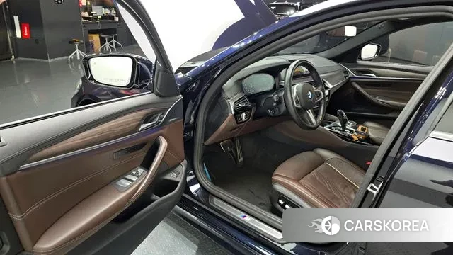 BMW 5 Series (G30) id 3193081 из Кореи 20