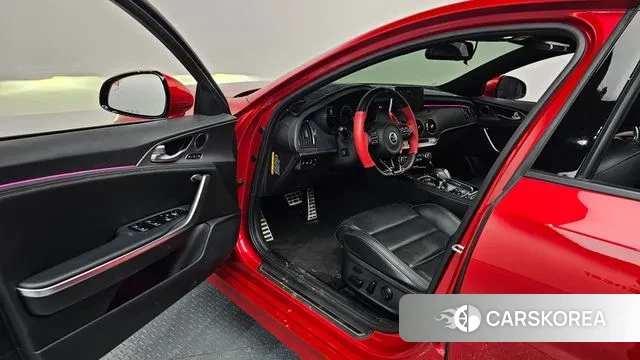 Kia Stinger id 3753839 из Кореи 20