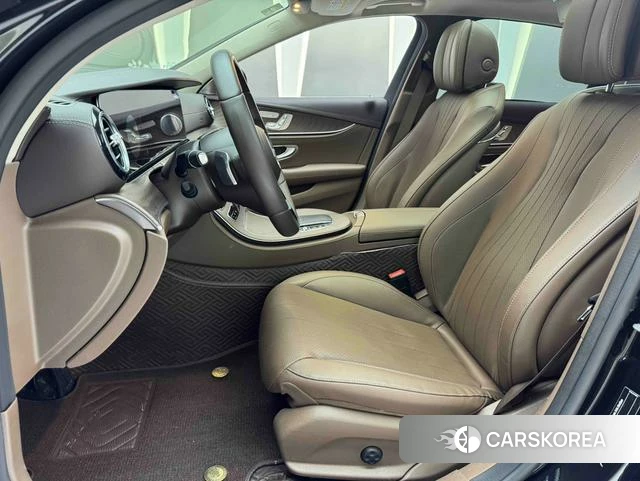 Mercedes-Benz E-class id 4209602 из Китая 18