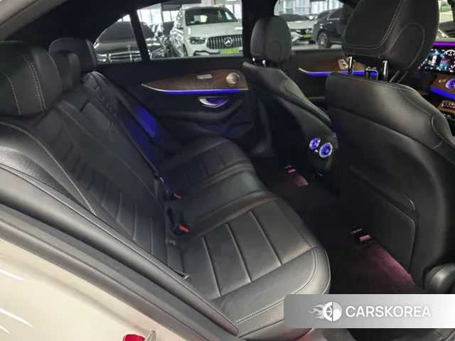 Mercedes-Benz E-Class W213 id 3525438 из Кореи 17