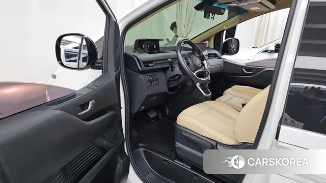 Hyundai Staria id 3507938 из Кореи 20