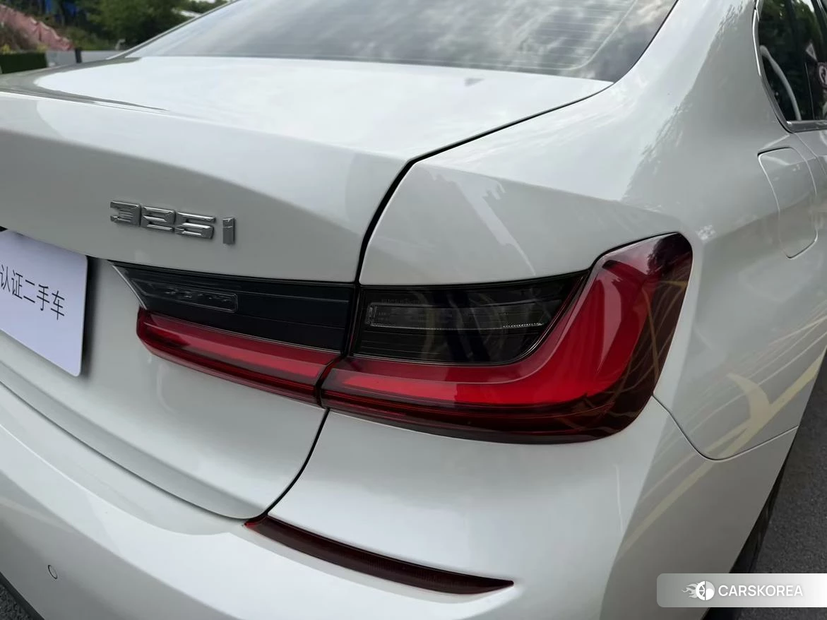 BMW 3 series id 4461525 из Китая 23