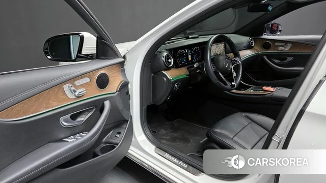 Mercedes-Benz E-Class W213 id 3799432 из Кореи 20