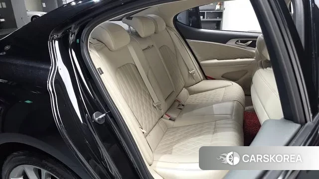 Genesis The New G70 id 2965192 из Кореи 20