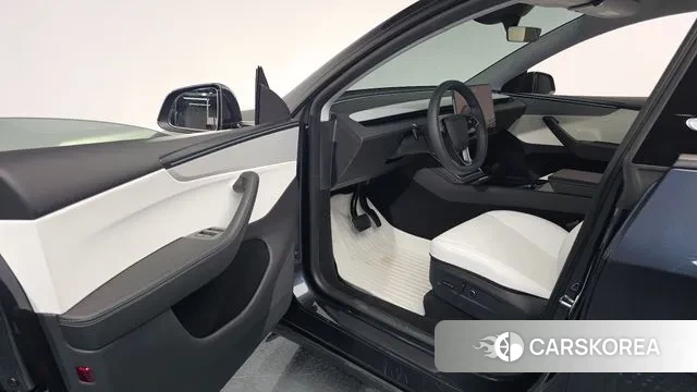 Tesla Model Y id 3477176 из Кореи 20