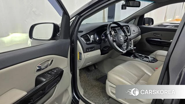 Kia The New Carnival id 4424503 из Кореи 31