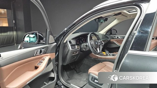 BMW X5 (G05) id 4591934 из Кореи 34