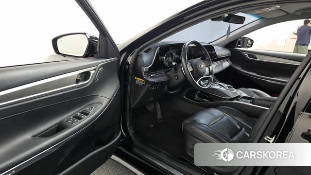 Hyundai The New Grandeur IG id 4780610 из Кореи 32