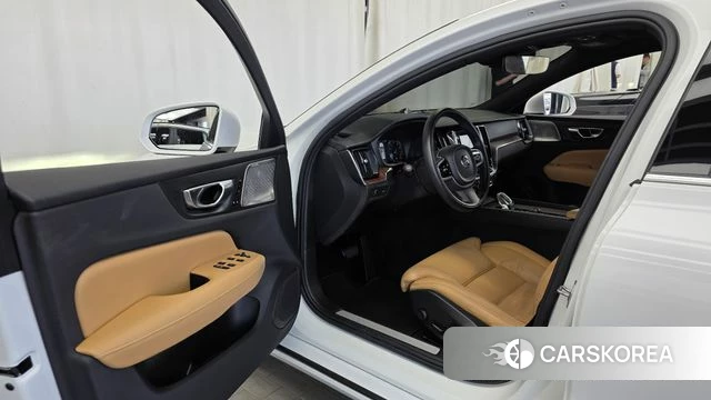 Volvo S60 3rd generation id 4317242 из Кореи 34