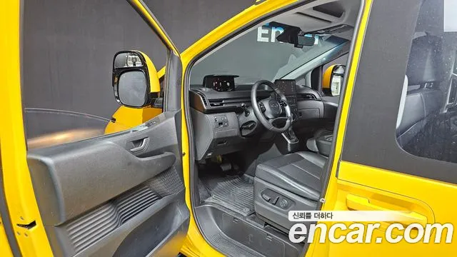 Hyundai Staria id 2638373 из Кореи 20