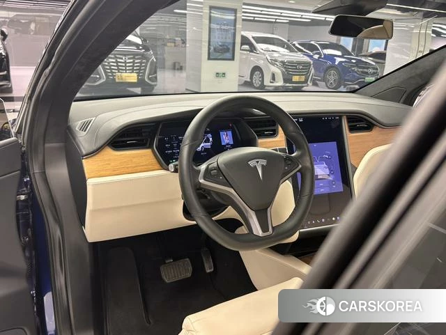 Tesla Model X id 4221732 из Китая 28