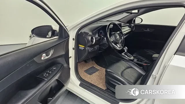 Kia Come New K3 id 2981745 из Кореи 20