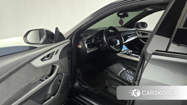Audi Q8 (4M) id 4609303 из Кореи 36