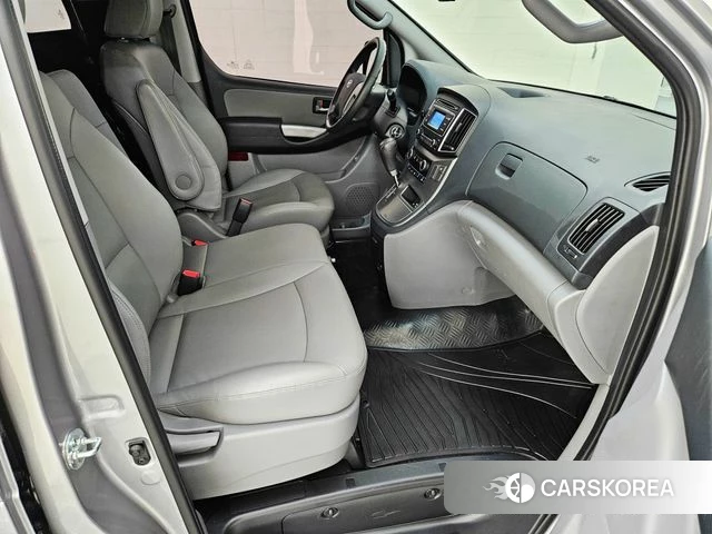 Hyundai The New Grand Starex id 3954751 из Кореи 20