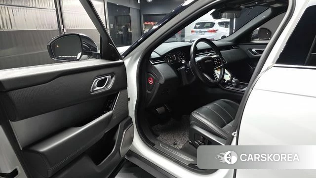 Land Rover Range Rover Velar id 4758983 из Кореи 33