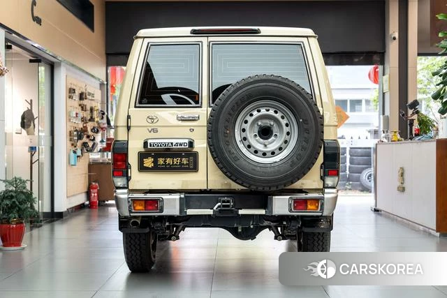 Toyota Land Cruiser 70 Series id 4272192 из Китая 17