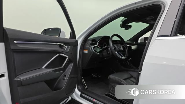 Audi Q3 (F3) id 4608862 из Кореи 33