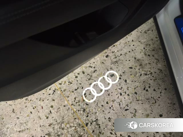 Audi Q2L id 4263300 из Китая 19