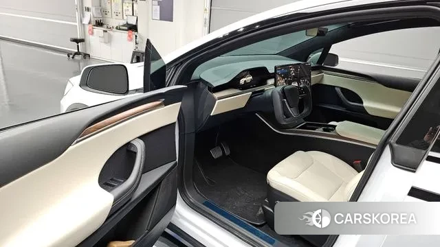 Tesla Model X id 3571844 из Кореи 20