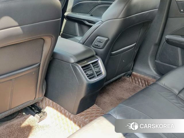 Ford Taurus id 4380583 из Китая 11