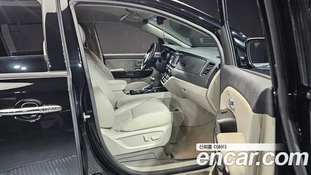 Kia The New Carnival id 2435137 из Кореи 20