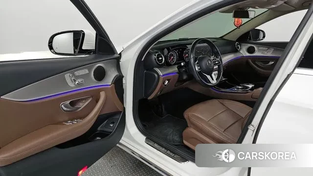 Mercedes-Benz E-Class W213 id 3045288 из Кореи 20