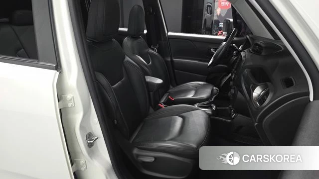 Jeep Renegade id 3853152 из Кореи 20