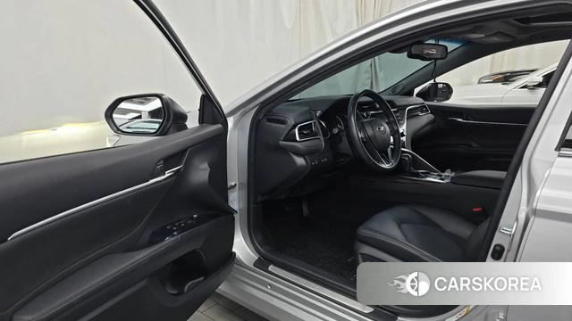 Toyota Camry (XV70) id 4689422 из Кореи 20