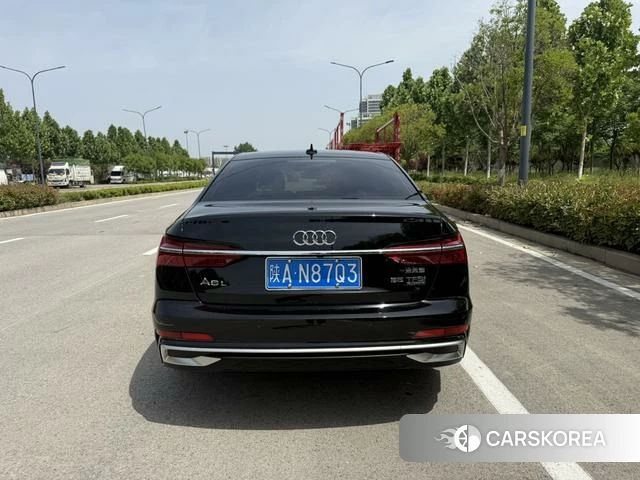Audi A6L id 4307064 из Китая 11