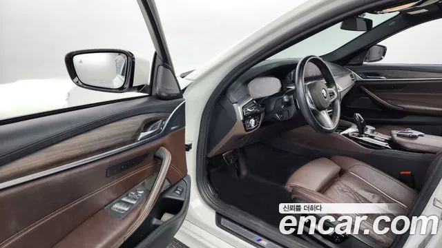 BMW 5 Series (G30) id 2302862 из Кореи 20