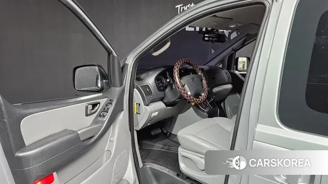 Hyundai The New Grand Starex id 3182742 из Кореи 20