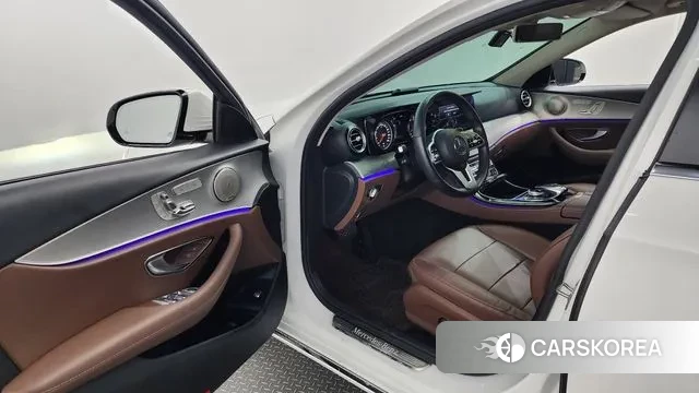 Mercedes-Benz E-Class W213 id 3039291 из Кореи 20