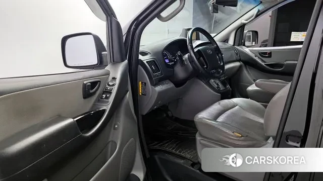 Hyundai The New Grand Starex id 3714151 из Кореи 20
