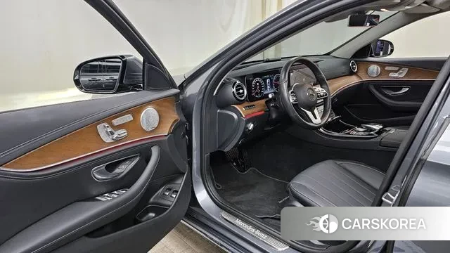 Mercedes-Benz E-Class W213 id 3622048 из Кореи 20